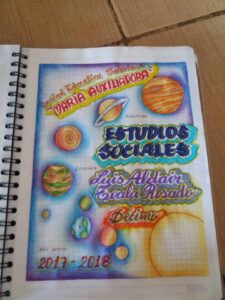 Carátulas de Estudios Sociales: 85 diseños para imprimir 29 Carátulas de Estudios Sociales Fáciles (14)